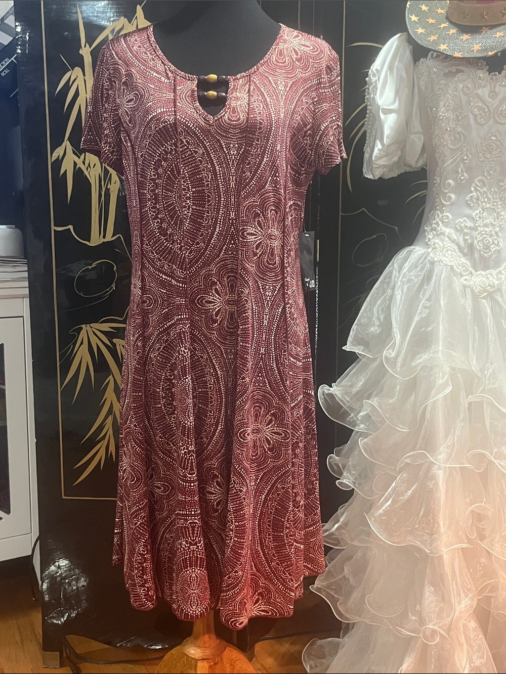 Sami & Jo Burgundy Paisley Keyhole Midi Dress